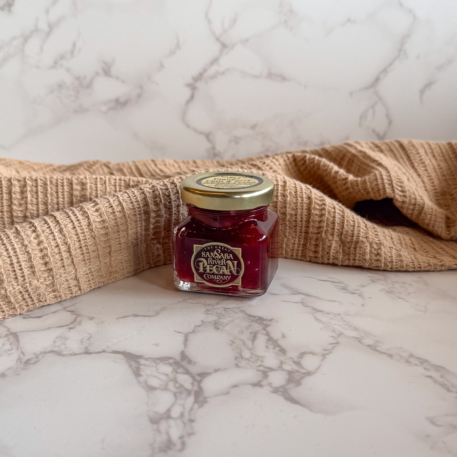 Mini Cranberry Chili & Pecan Preserves